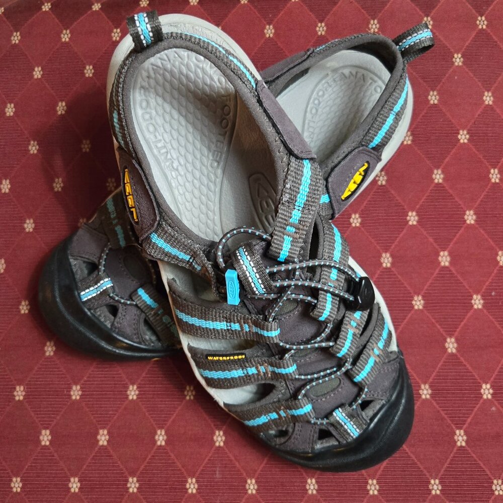 Keens Woman's Sandals; Waterproof